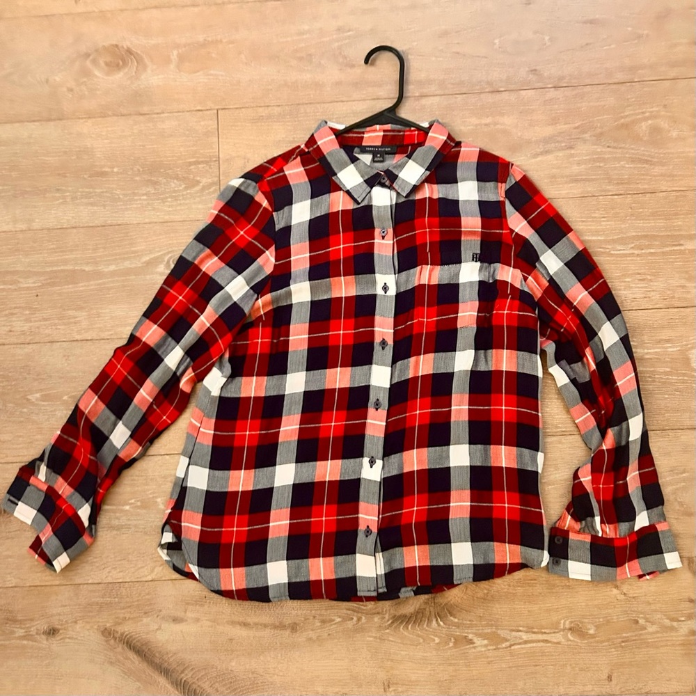 Tommy Hilfiger Plaid Roll-Tab Button-Down Shirt (M)